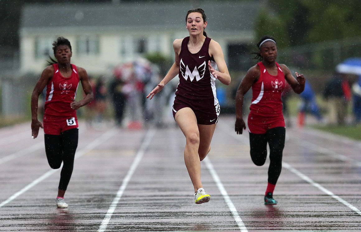 RI's Ayuen, Moline's Pittington shine at 3A sectional